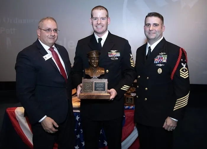Shawn Wingle receiving the Bob Feller Act of Valor Award at the U.S. Navy Memorial